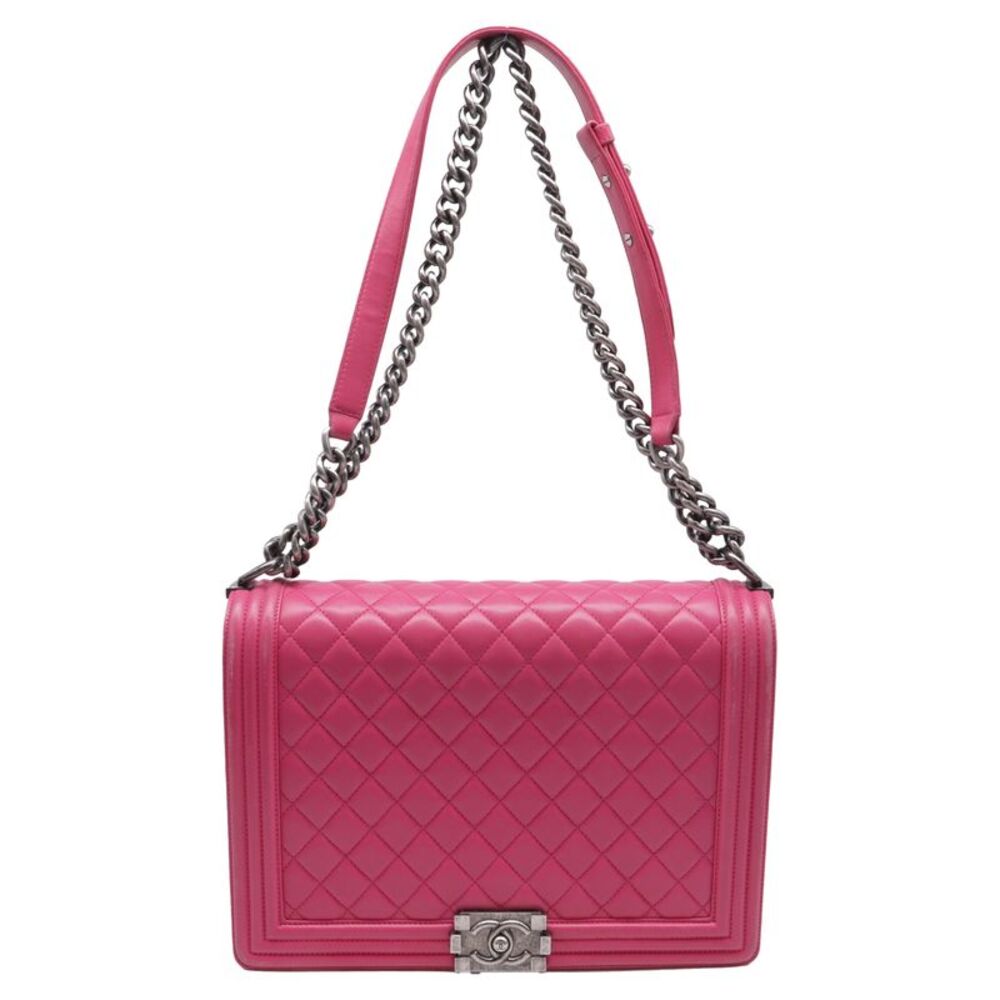 Chanel Boy New Shoulder Bag in Pink Calf Leather